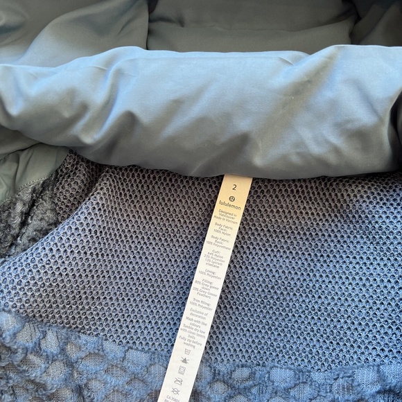 lululemon | Sleet Street Jacket - Picture 9 of 10